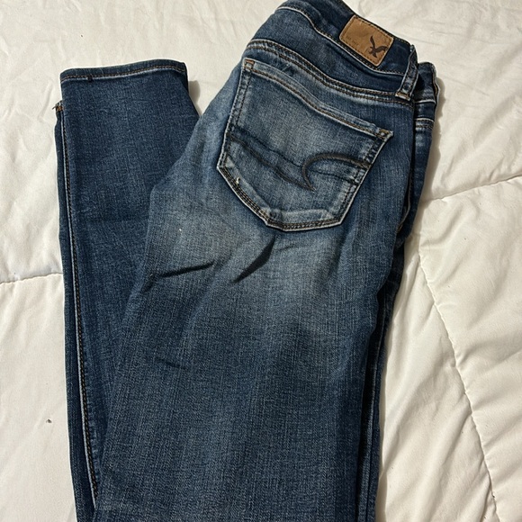 American eagle - Picture 2 of 3